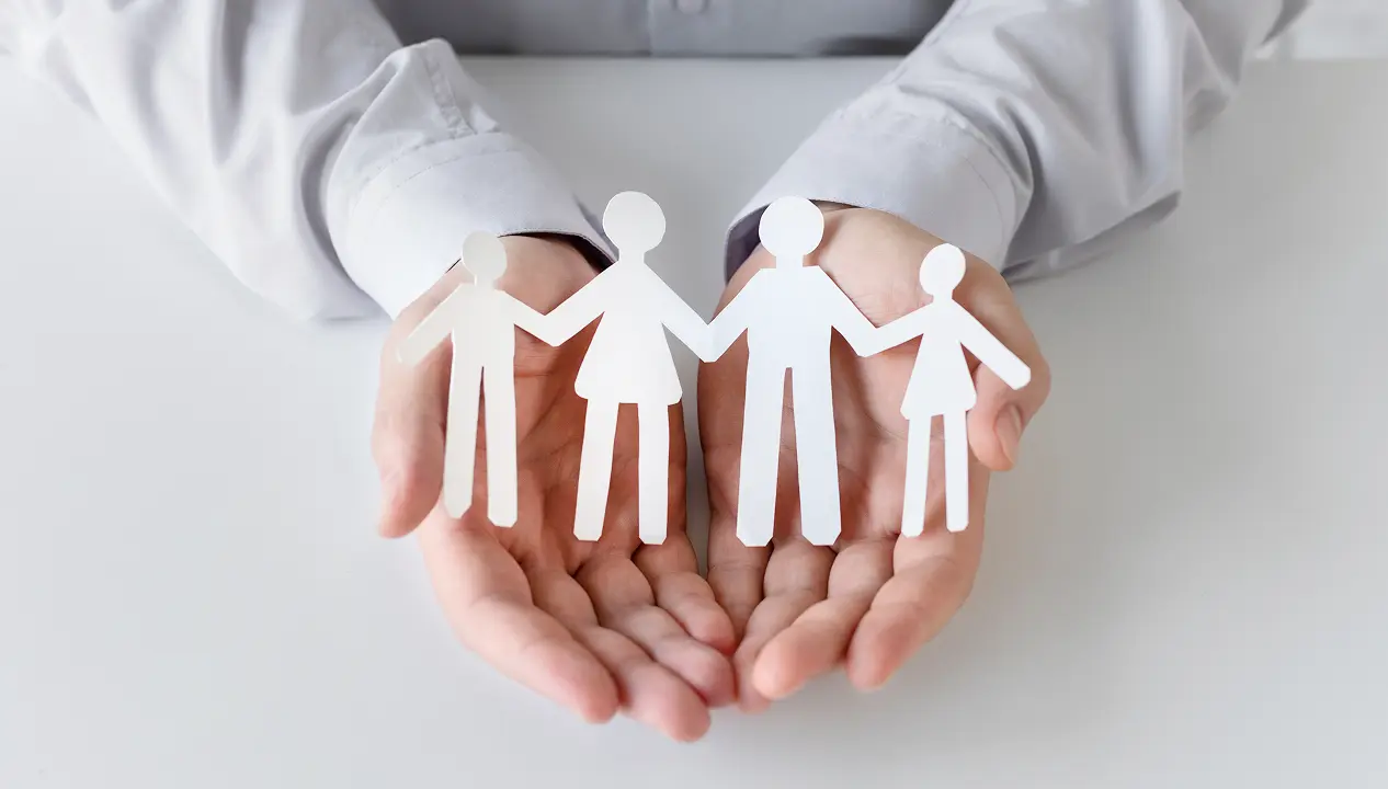 의료비 및 단체상해보험 지원 이미지